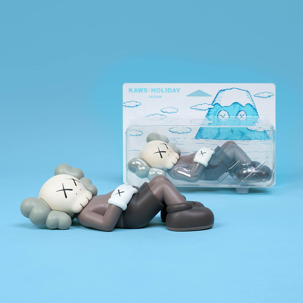 KAWS:HOLIDAY JAPAN 9.5-inch Vinyl Figures