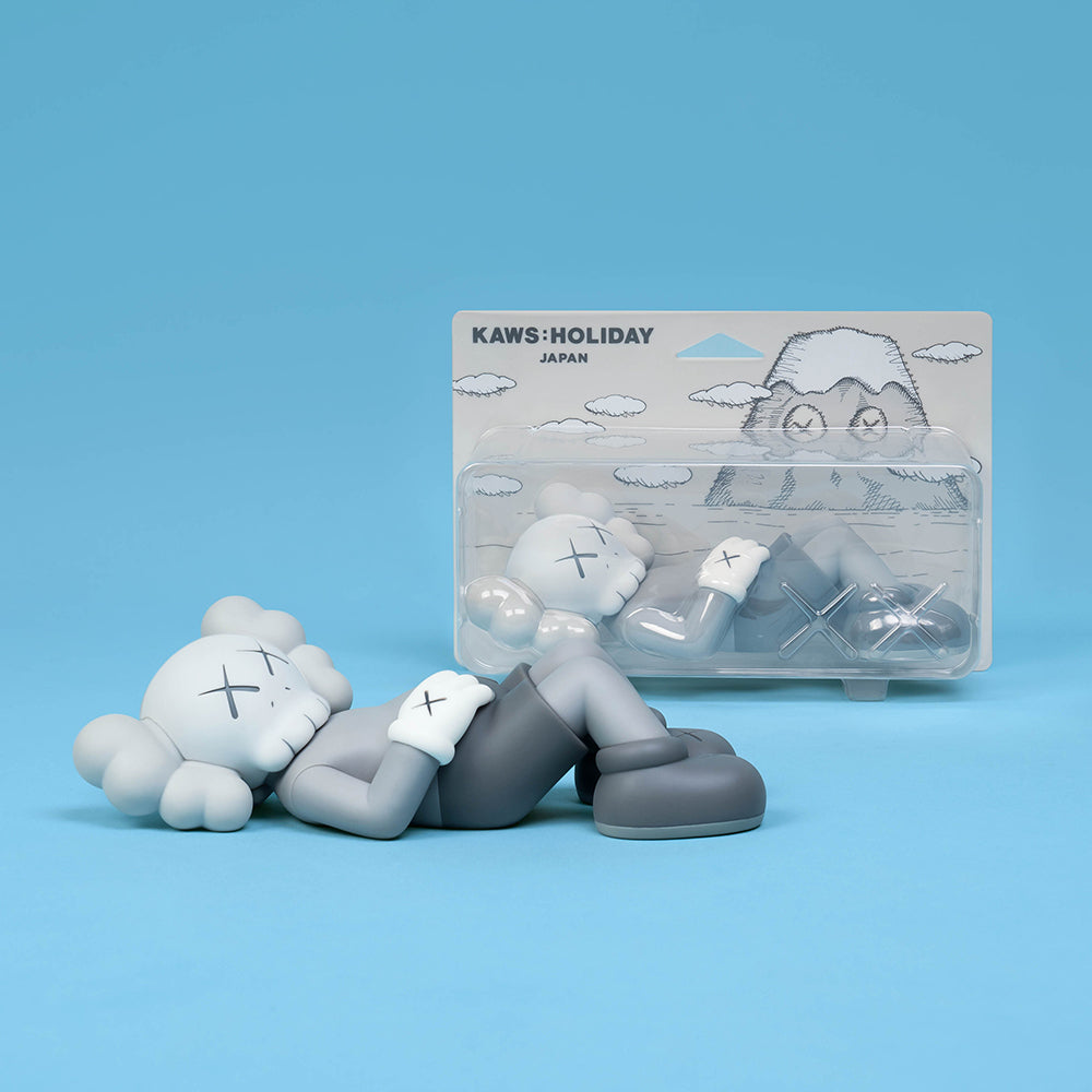 KAWS:HOLIDAY JAPAN 9.5-inch Vinyl Figures