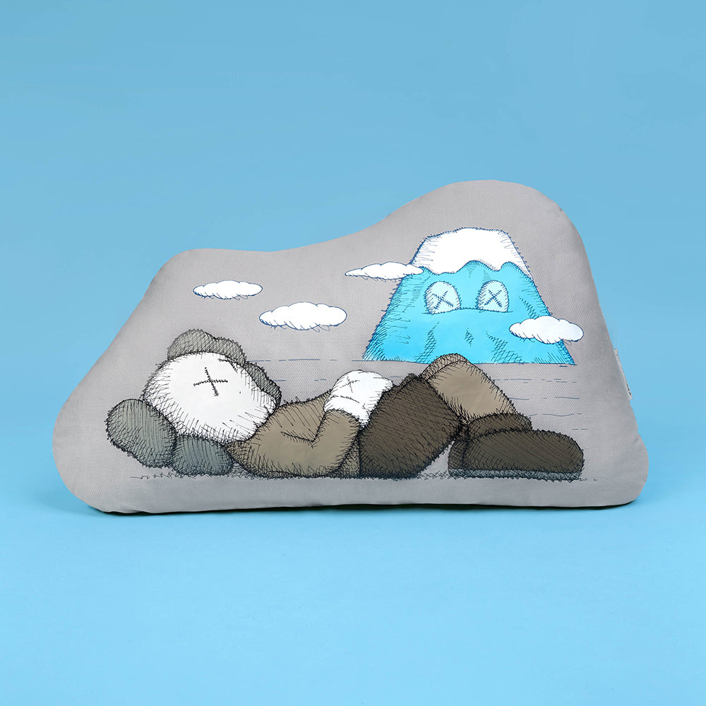 KAWS:HOLIDAY JAPAN Cushion