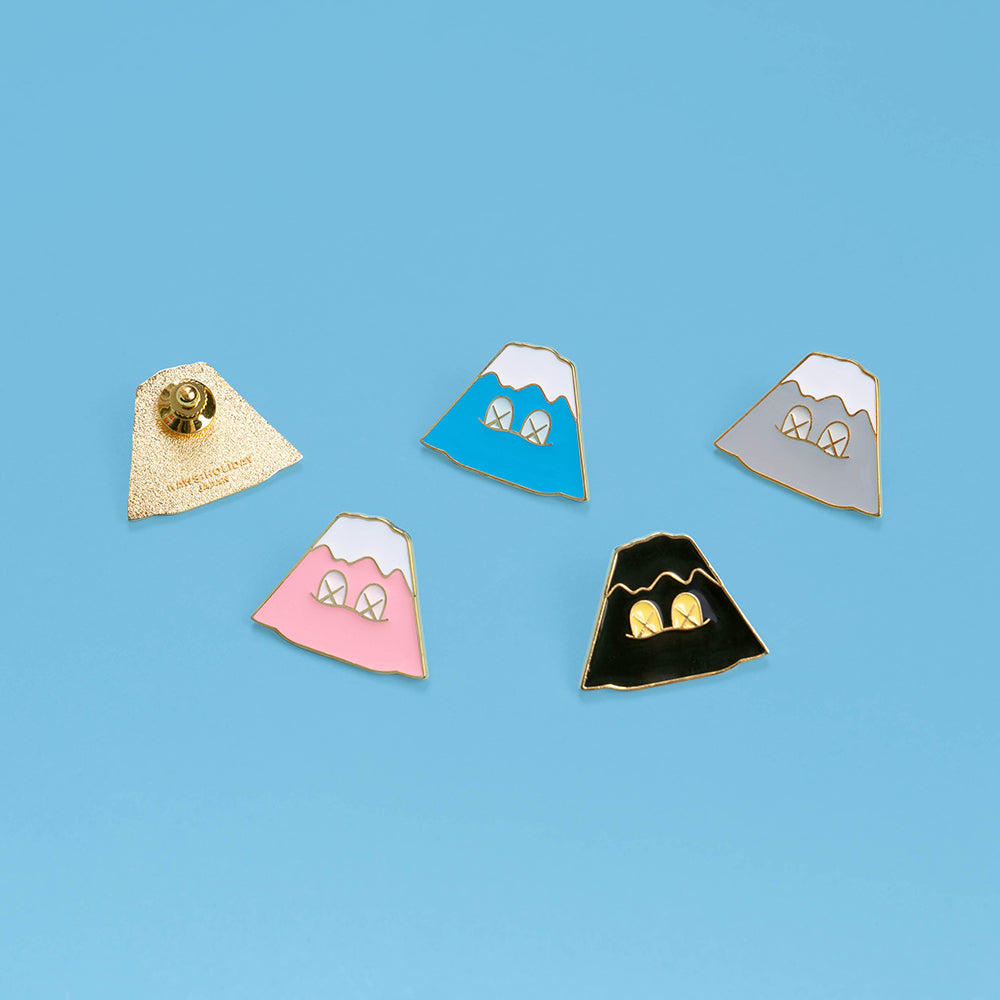 KAWS:HOLIDAY JAPAN Mount Fuji Pin Set (Set of 4)