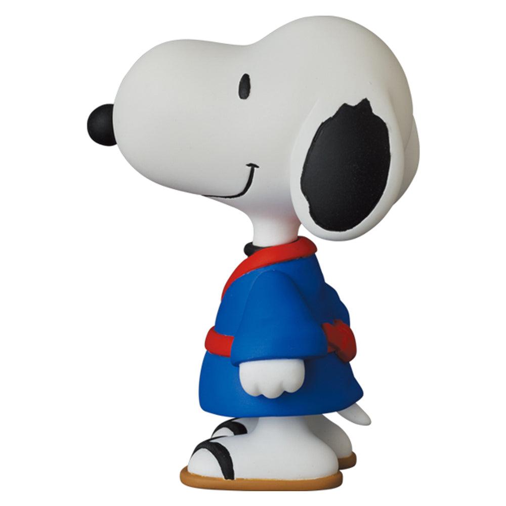 Pop Art Fusion - PopArtFusion - Medicom Toy UDF Peanuts Series 12: Yukata Snoopy Ultra Detail Figure by Medicom Toy 4530956156224 popartfusion.com by Conectid